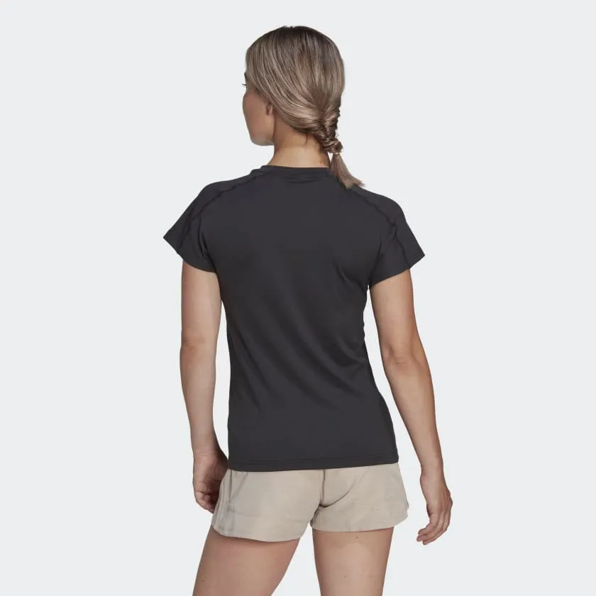 ADIDAS AEROREADY TRAIN ESSENTIALS MINIMAL BRANDING V-NECK T-SHIRT - HN5543