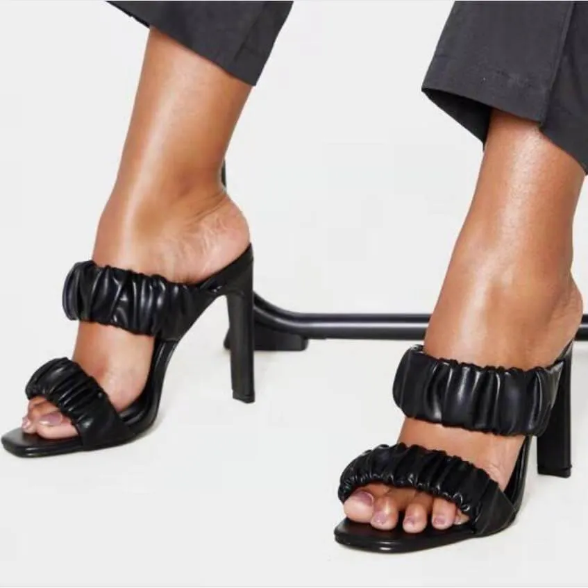 Block Heel Suede Square Toes Cutout Sandals