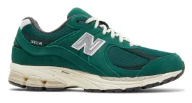 NEW BALANCE 2002R NIGHTWATCH GREEN