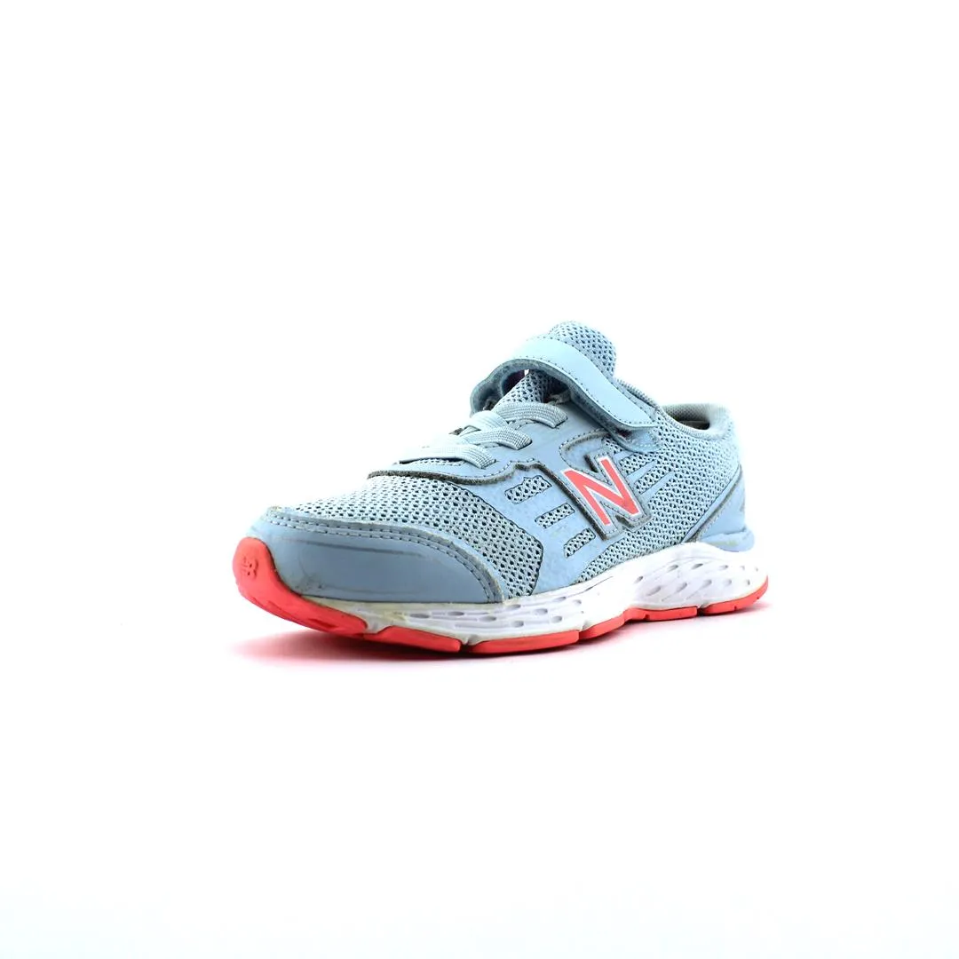 NEW BALANCE 680V5