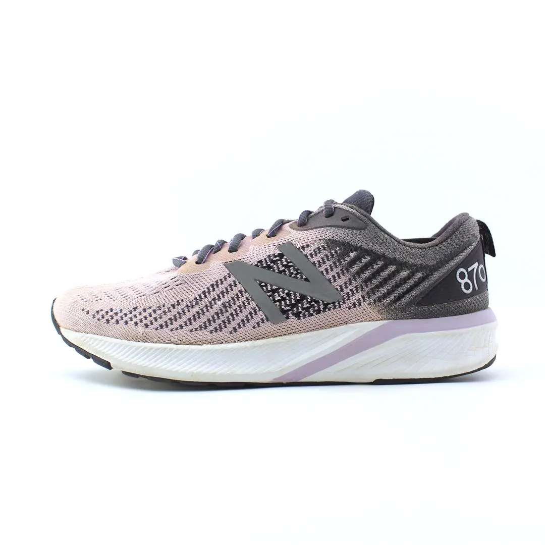 NEW BALANCE  870V5