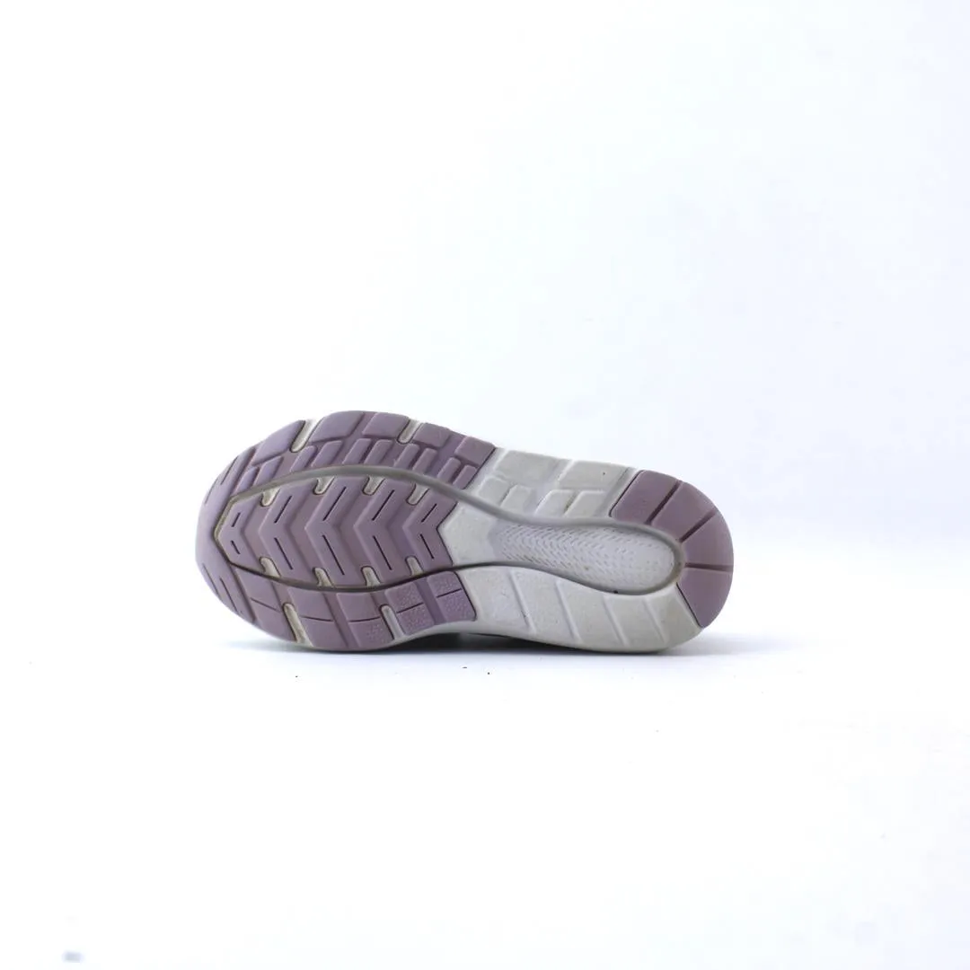 NEW BALANCE -