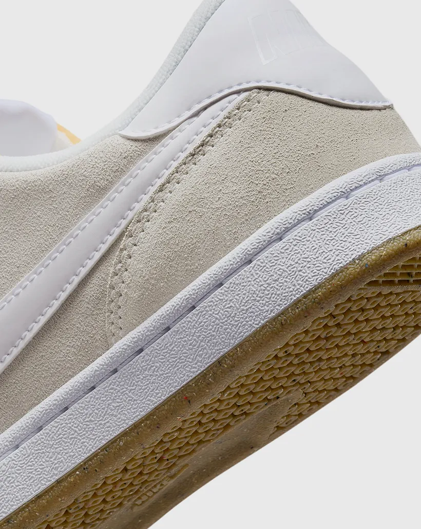 Nike SB FC Classic Shoe - Cream