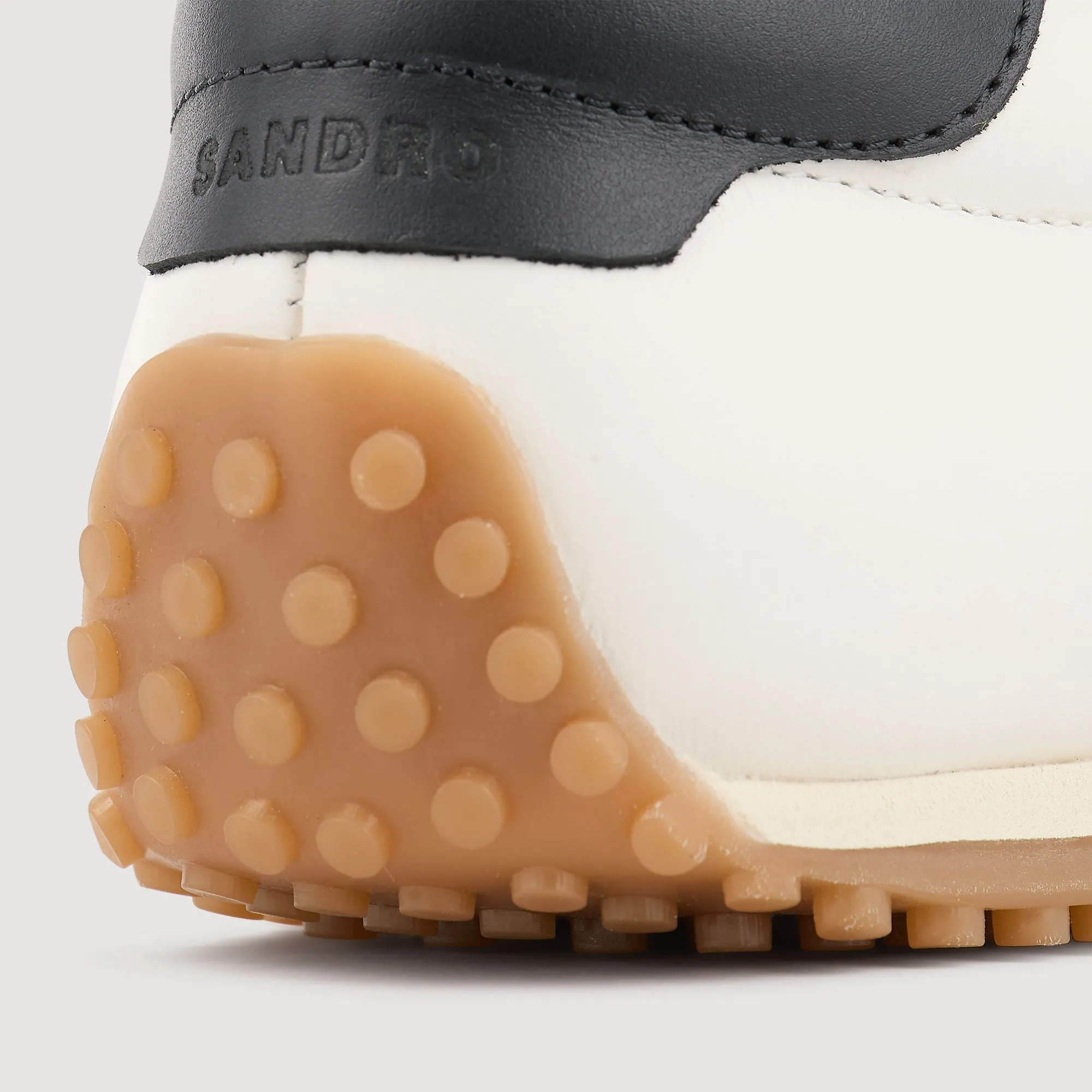 Vintage Running Running Trainers Off-White