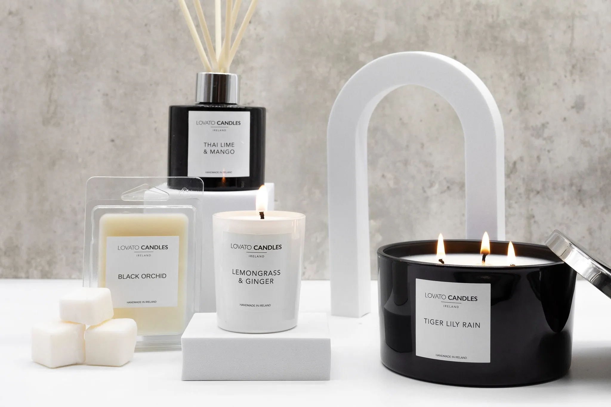 White 3-Wick Candle - Night Blooming Jasmine
